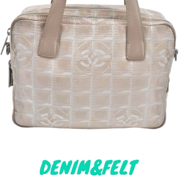 CHANEL Nylon/Leather New Travel Line 2Way Shoulder/Hand Bag/Tote | Beige 🖤 - Picture 2 of 16